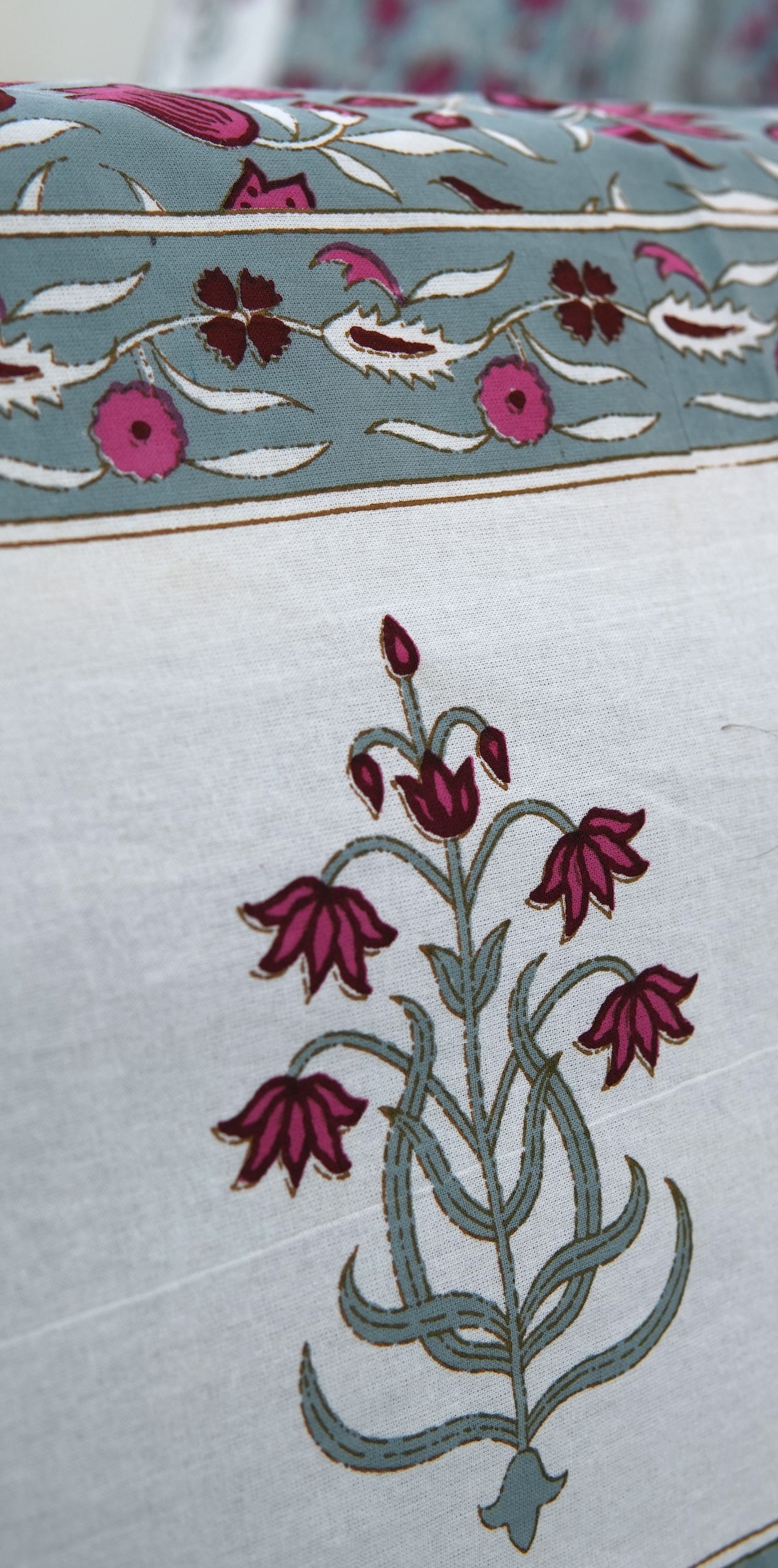 Lotuses on grey - Pure cotton King / Queen size double bedsheet