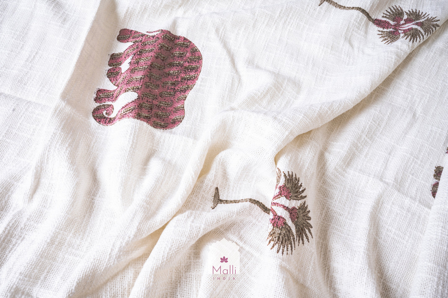 Pink elephant & palm bedcover in slub cotton
