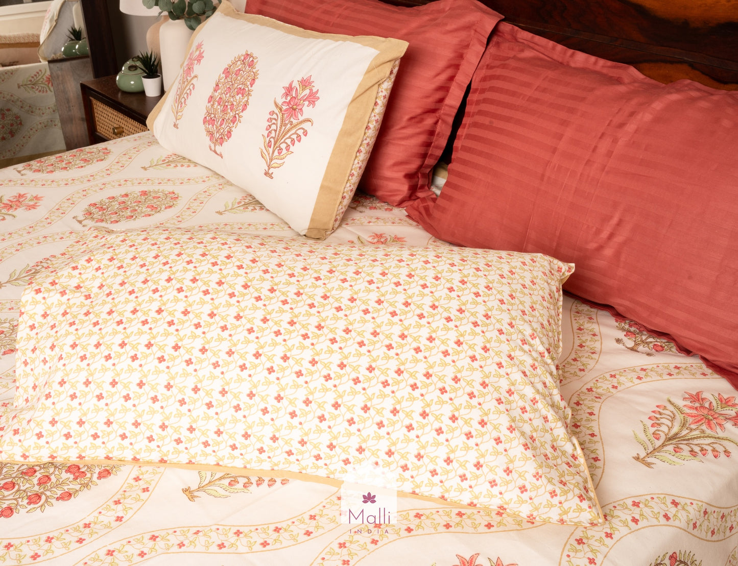 Anaar bageecha jaal - Pure cotton double bedsheet handblock printed