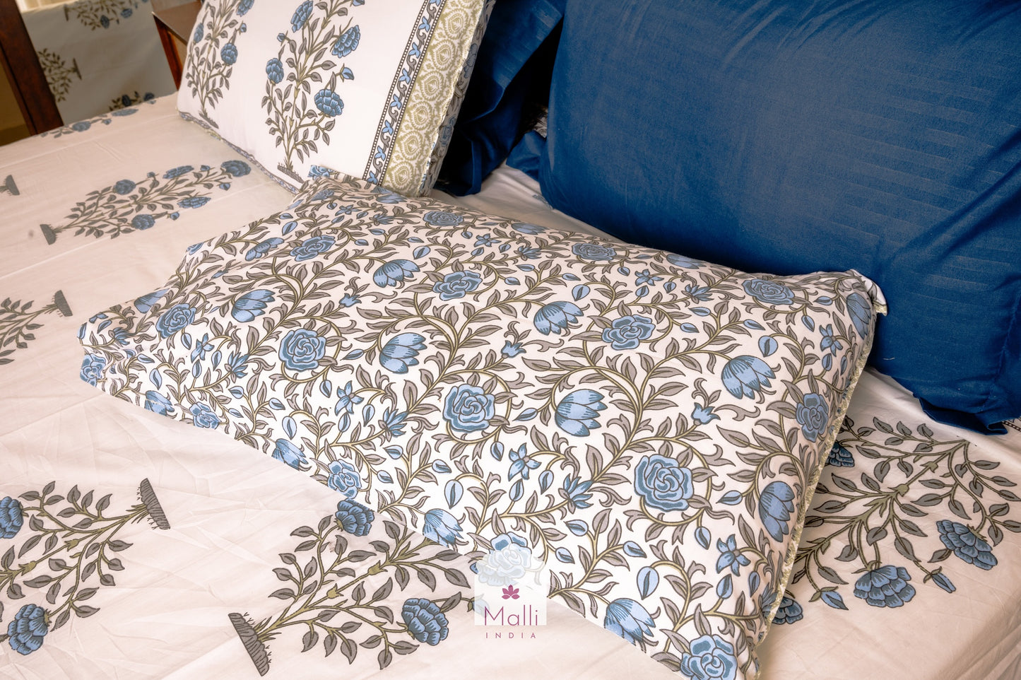 Blue chrysanthemum - Pure cotton double bedsheet handblock printed (Super king)