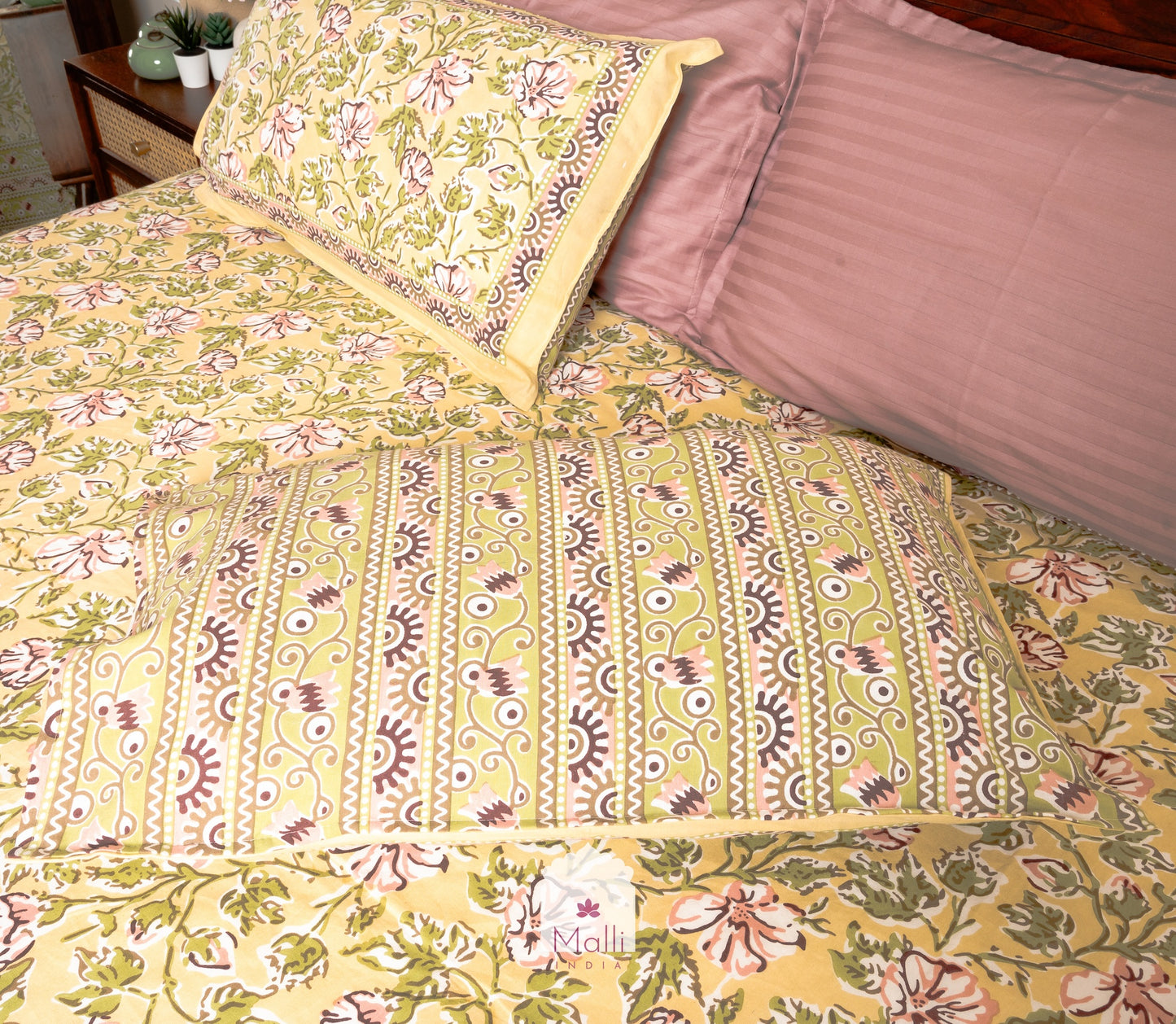 Floral jaal on mustard base - Pure cotton double bedsheet handblock printed (Super king)