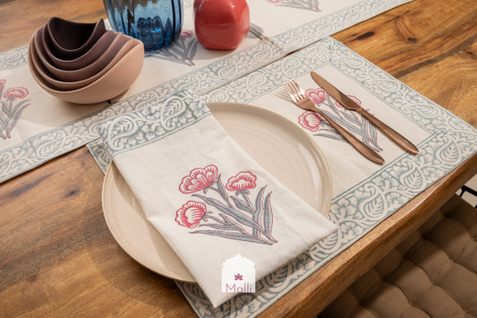 Pink tulips on beige - Runner, placemat & napkin set for 6 seater