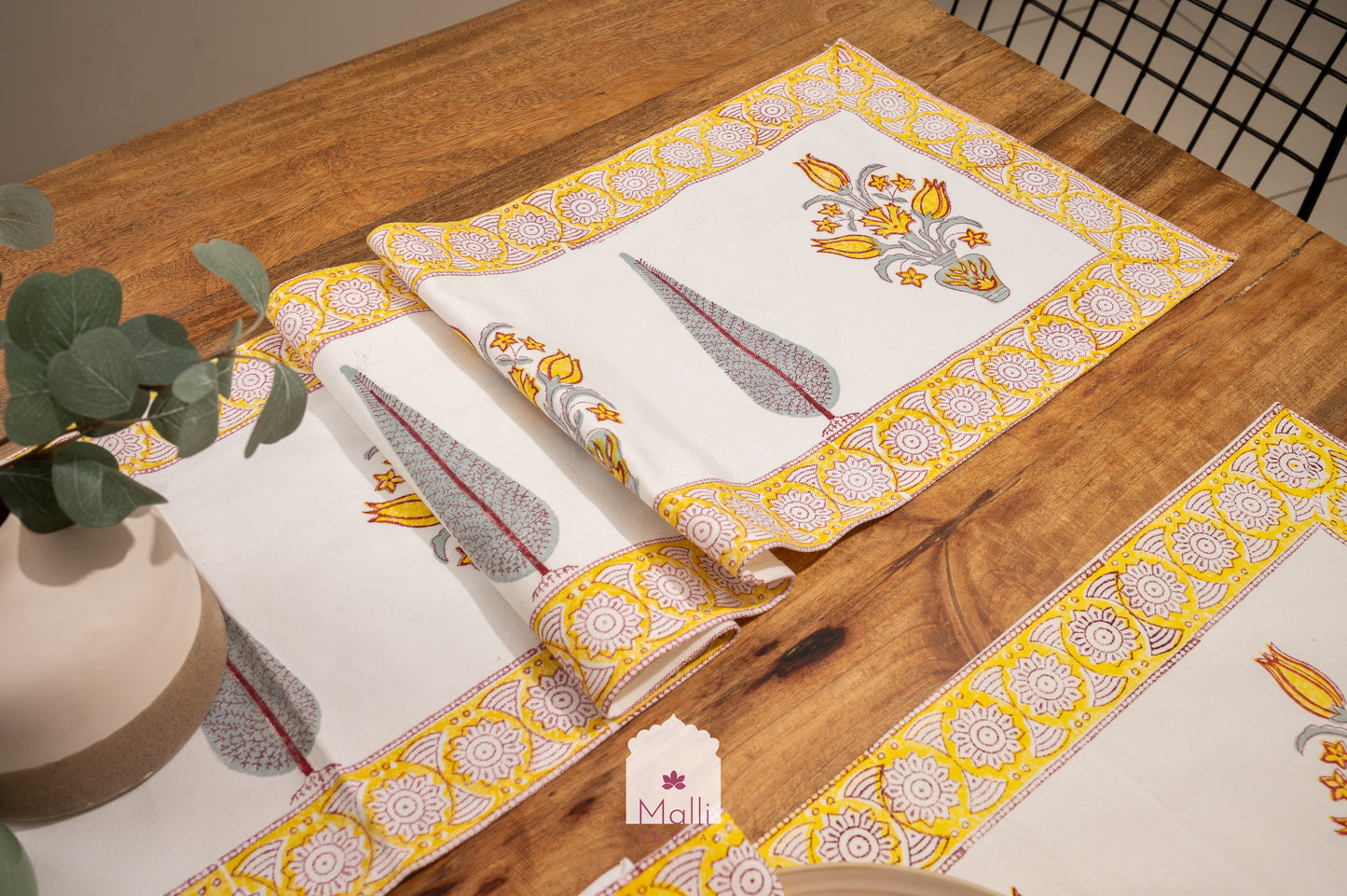 Yellow bouquet - Runner, placemat & napkin set for 6 seater