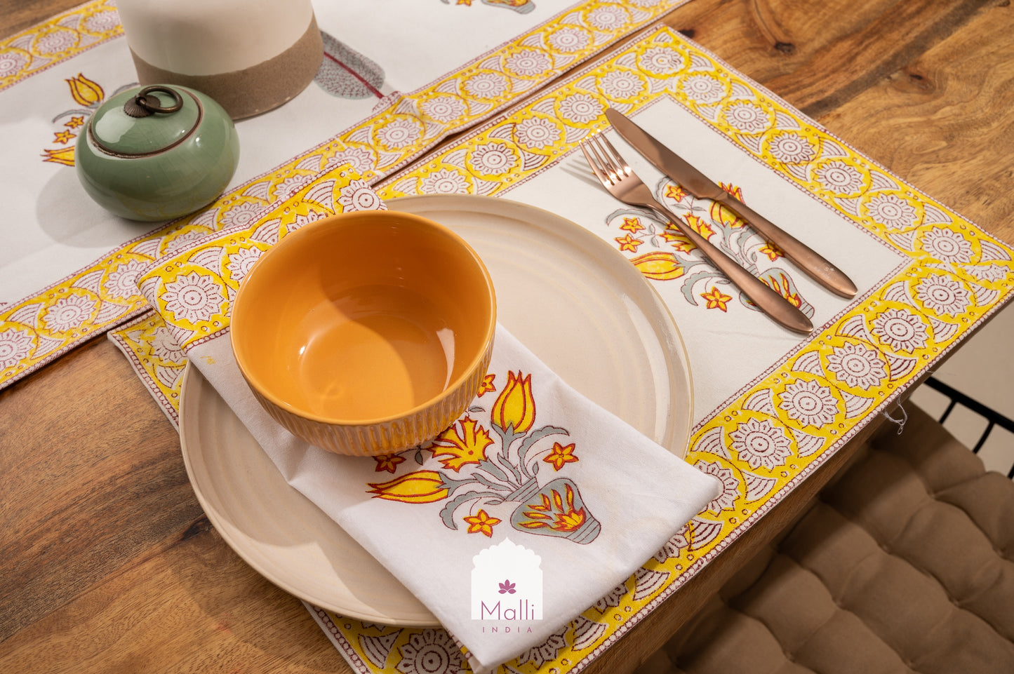 Yellow bouquet - Runner, placemat & napkin set for 6 seater