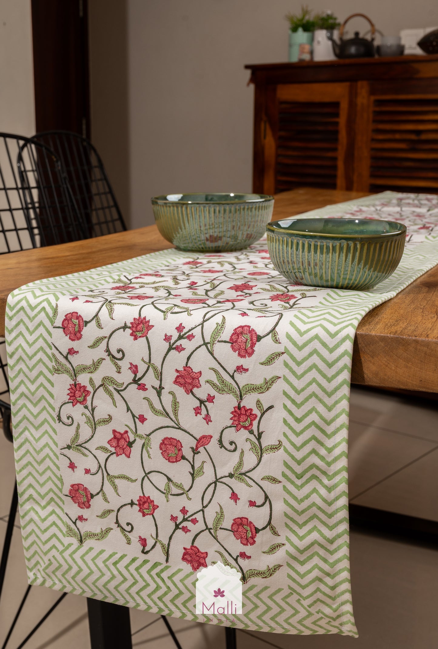Peach floral jaal with green border - 6 seater runner in canvas cotton