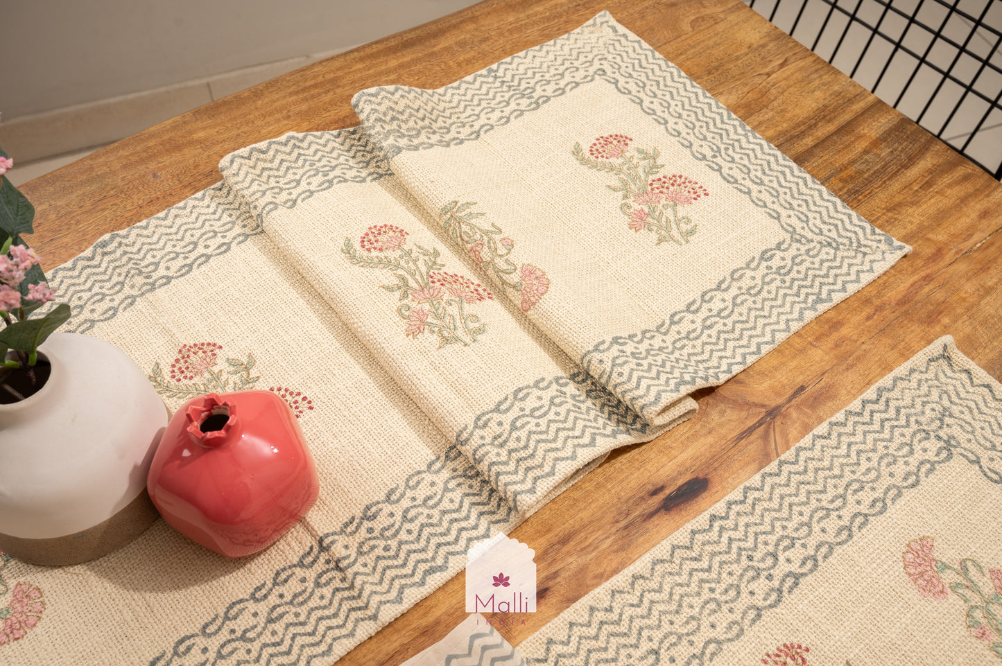 Pink mughal florals - Runner, placemat & napkin set for 6 seater