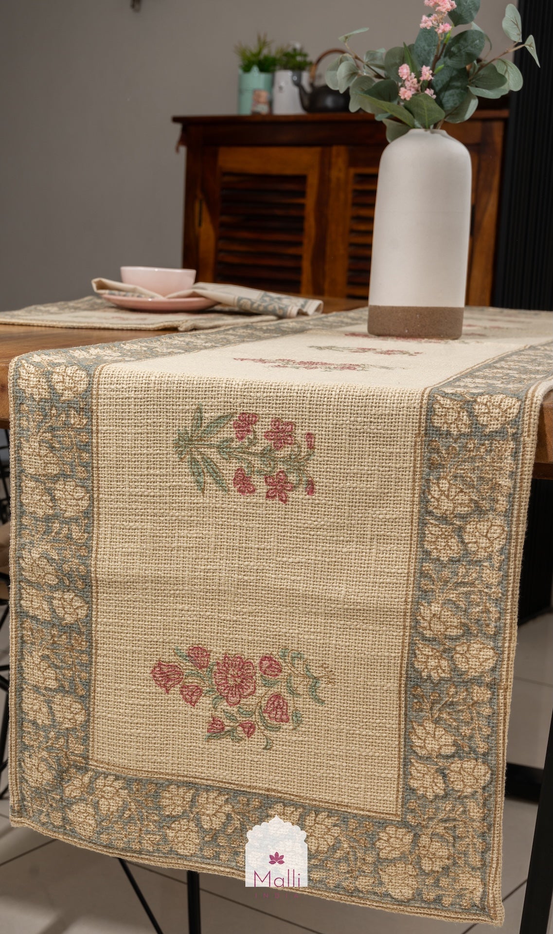 Pink & red florals - Runner, placemat & napkin set for 6 seater