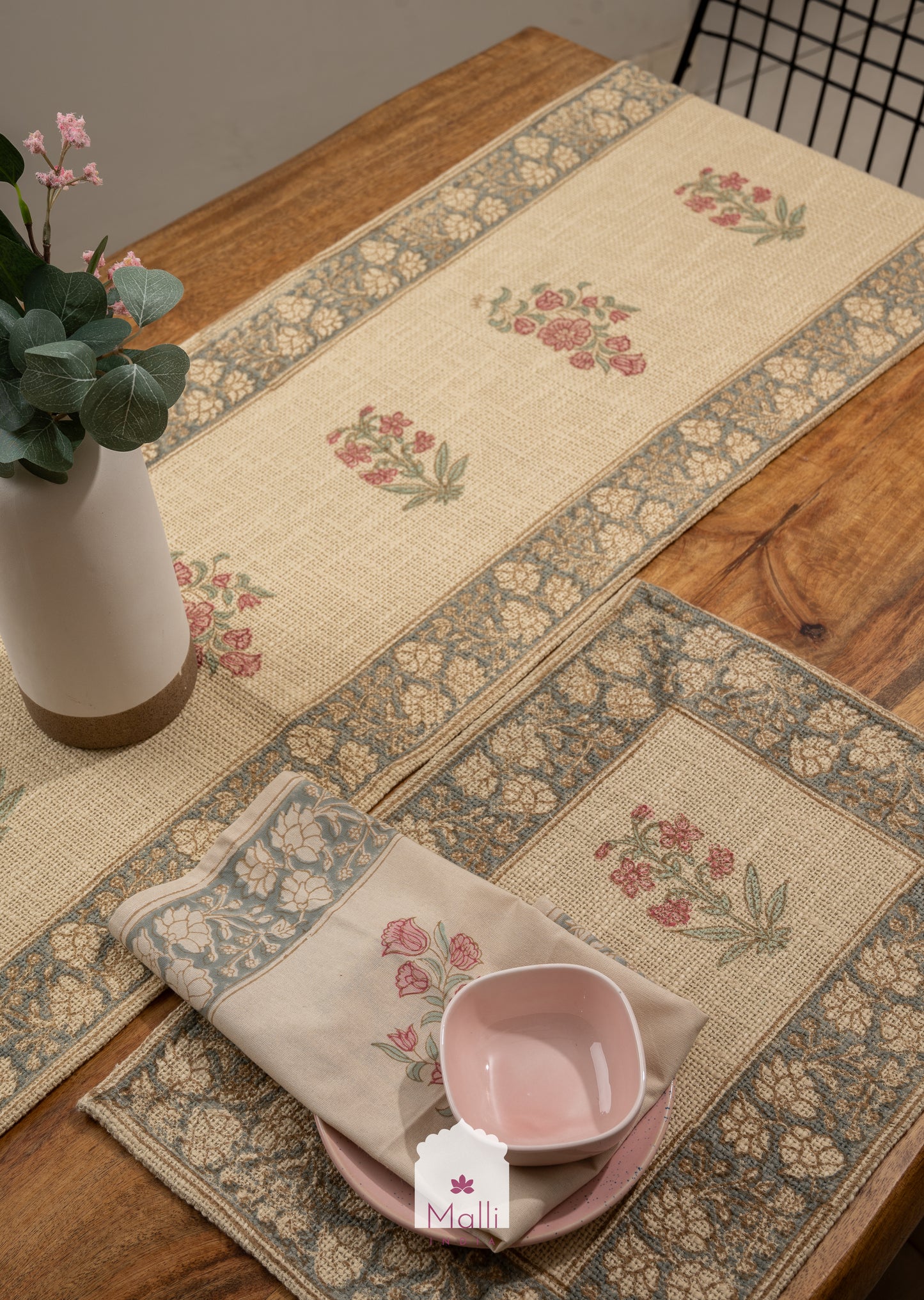 Pink & red florals - Runner, placemat & napkin set for 6 seater