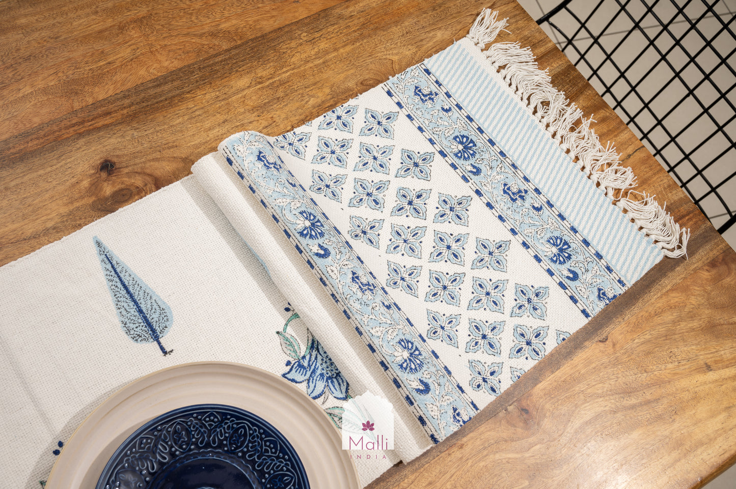 Blue hibiscus & leaves - 6 seater runner in slub cotton