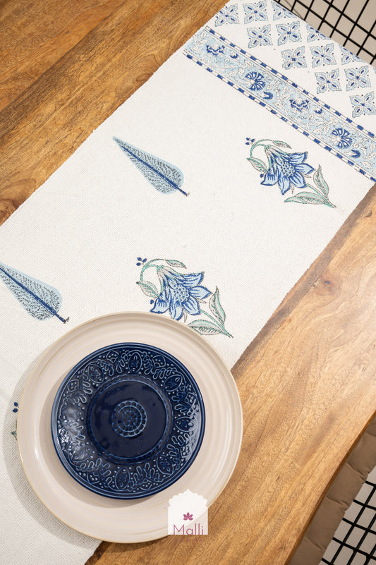 Blue hibiscus & leaves - 6 seater runner in slub cotton