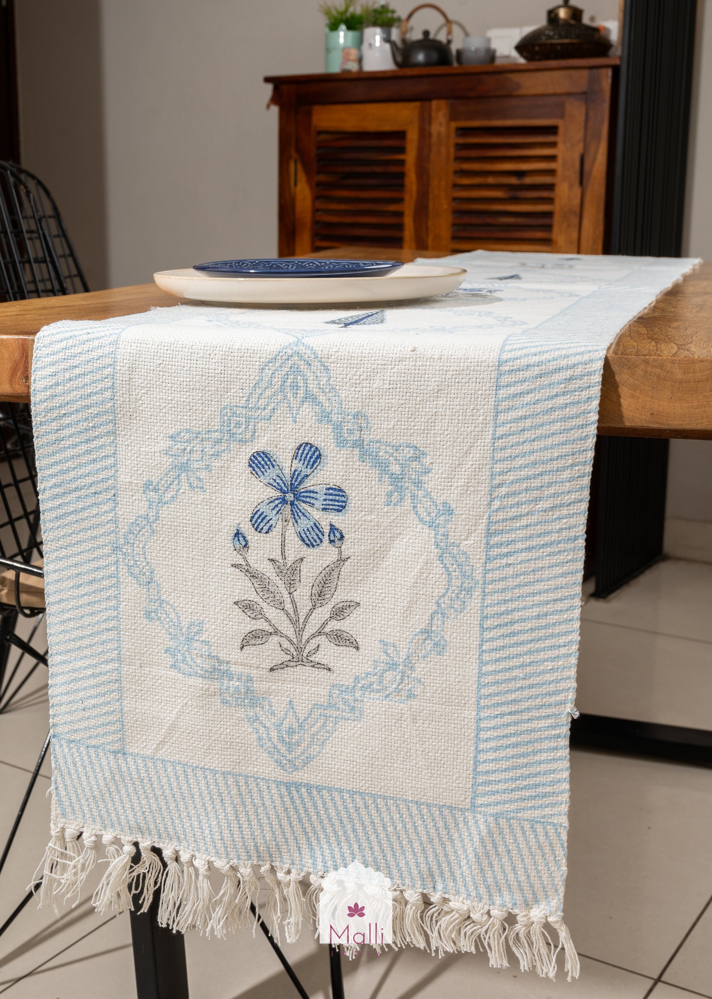 Blue jaal with border - 6 seater runner in slub cotton