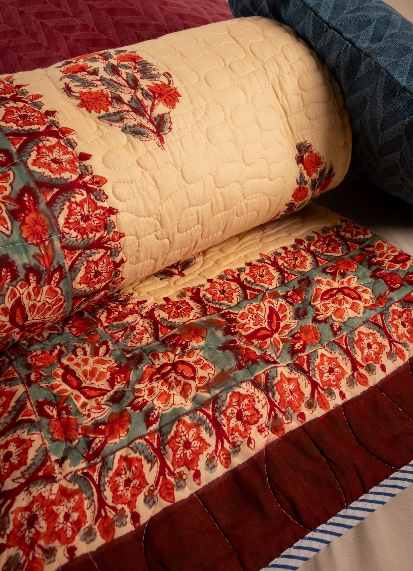 Royal mughal motifs on beige - Handblock printed pure mulmul cotton reversible quilt