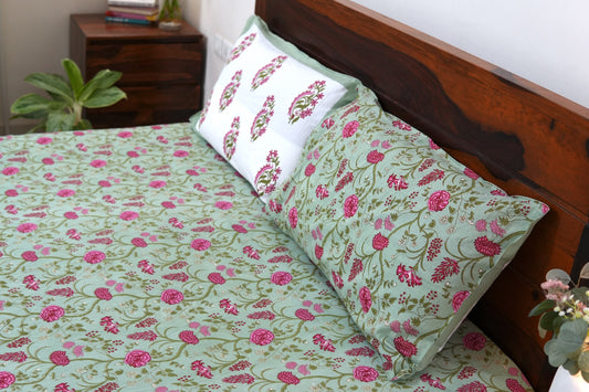 Garden of roses - Pure cotton King / Queen size double bedsheet