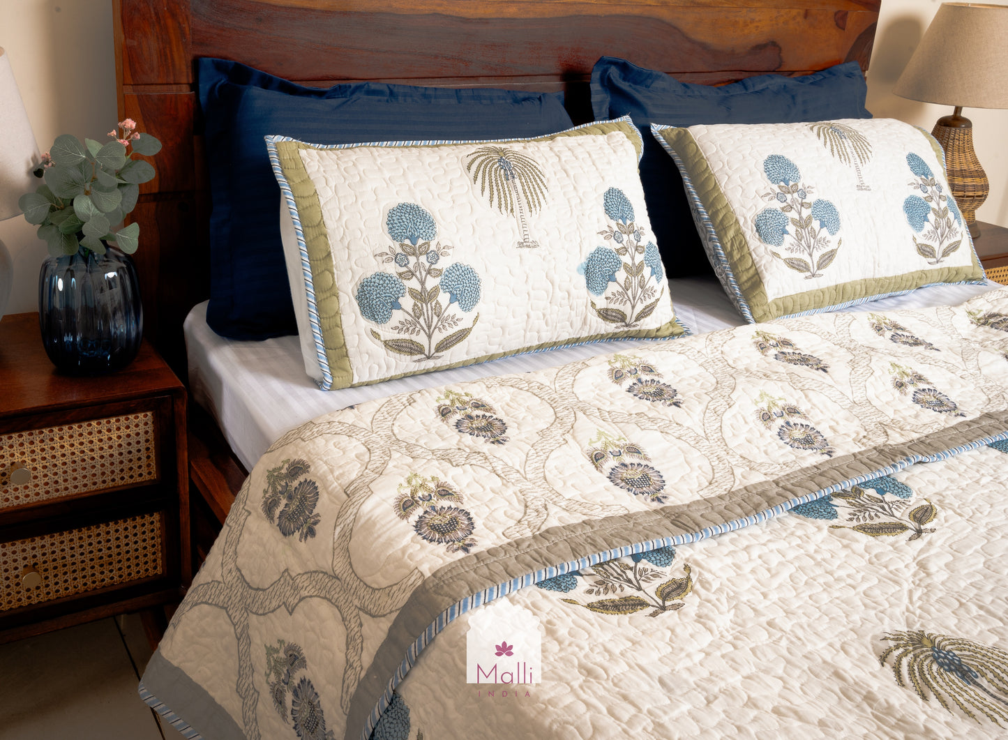 Marigold, palm and sunflower jaal - Quilted reversible bedcover in pure mulmul cotton