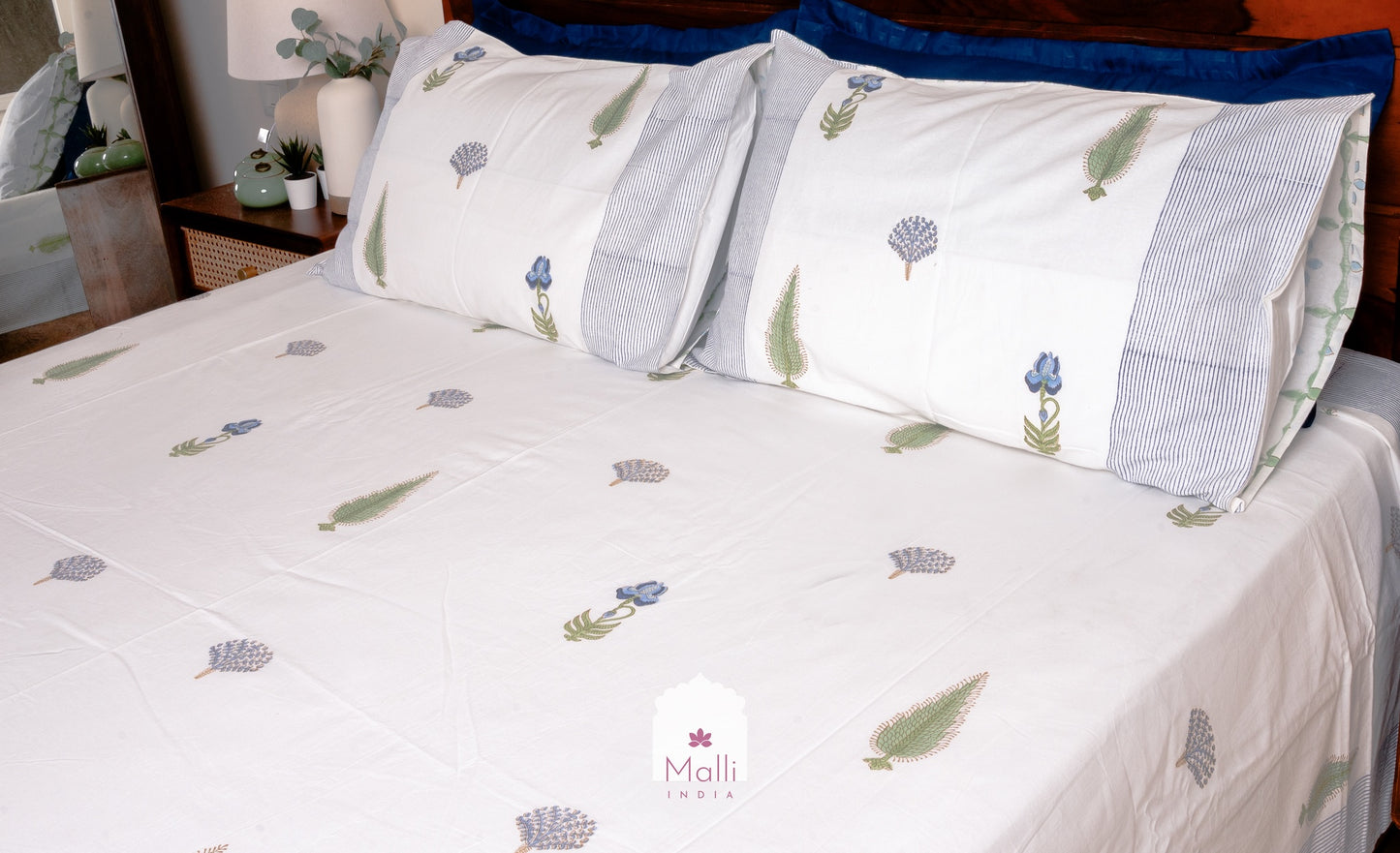 Blue flower & leaf buti - Pure cotton double bedsheet handblock printed