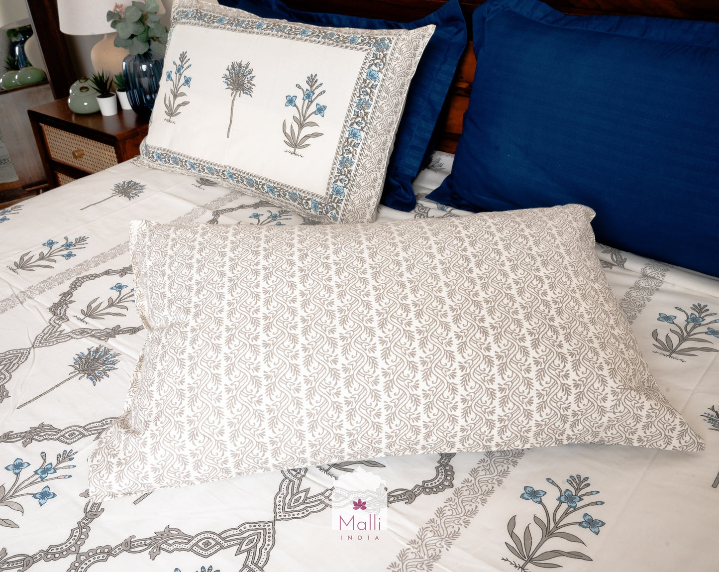 Blue madhumalti & grey shrub buti with jaal at the centre - Pure cotton double bedsheet handblock printed
