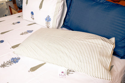 Blue madhumalti flowers buti - Pure cotton double bedsheet handblock printed (Super king)