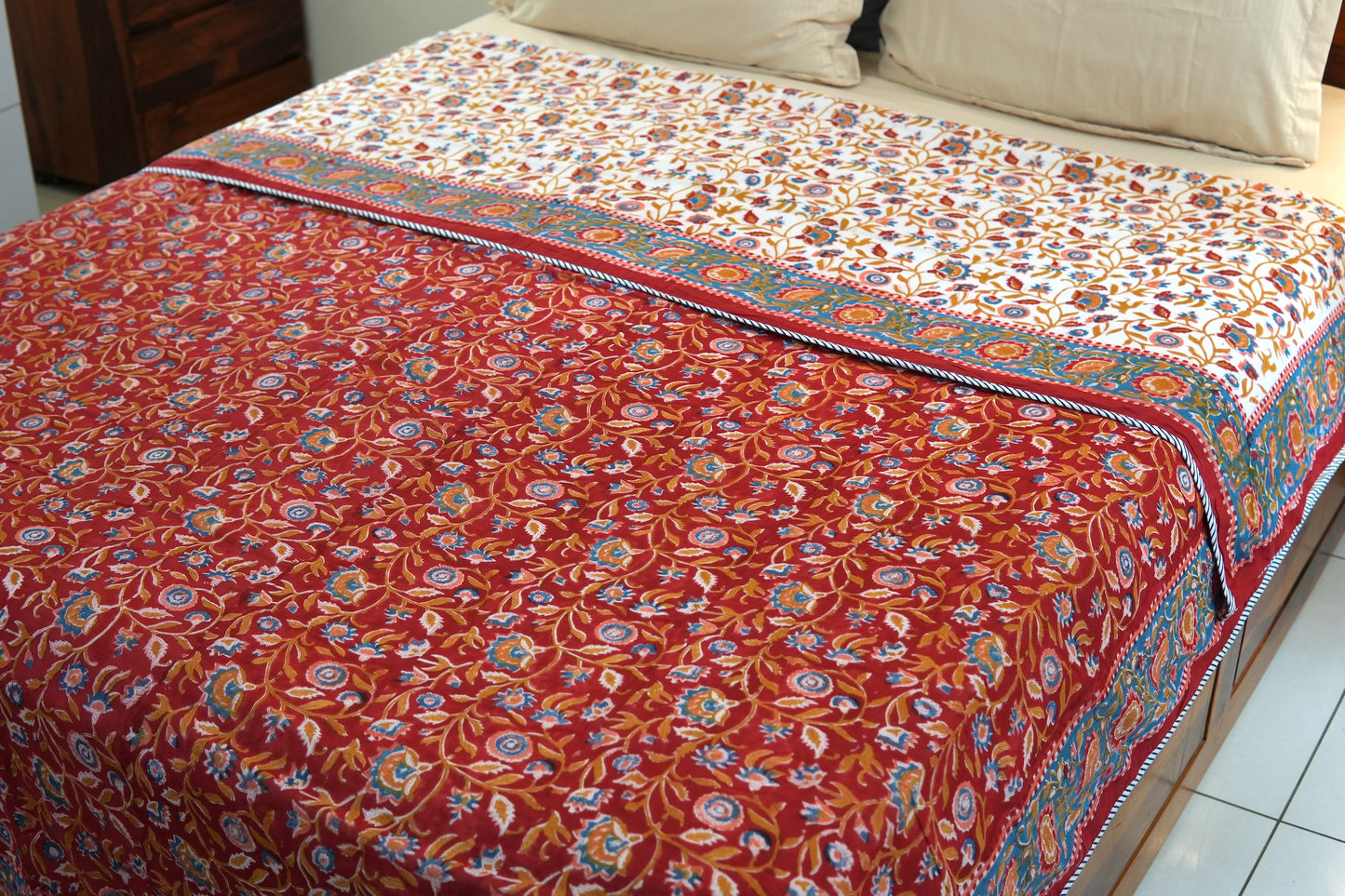 Red blooming gardens handblock printed pure mulmul dohar