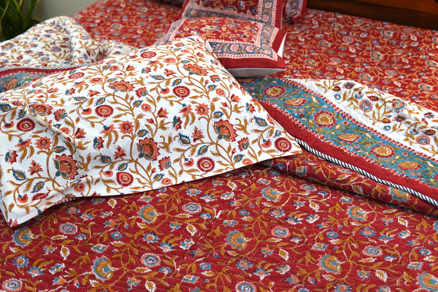 Red blooming gardens handblock printed pure mulmul comforter with cotton bedsheet and 2 cushions - 6 pieces bedding set (King / Queen Size)