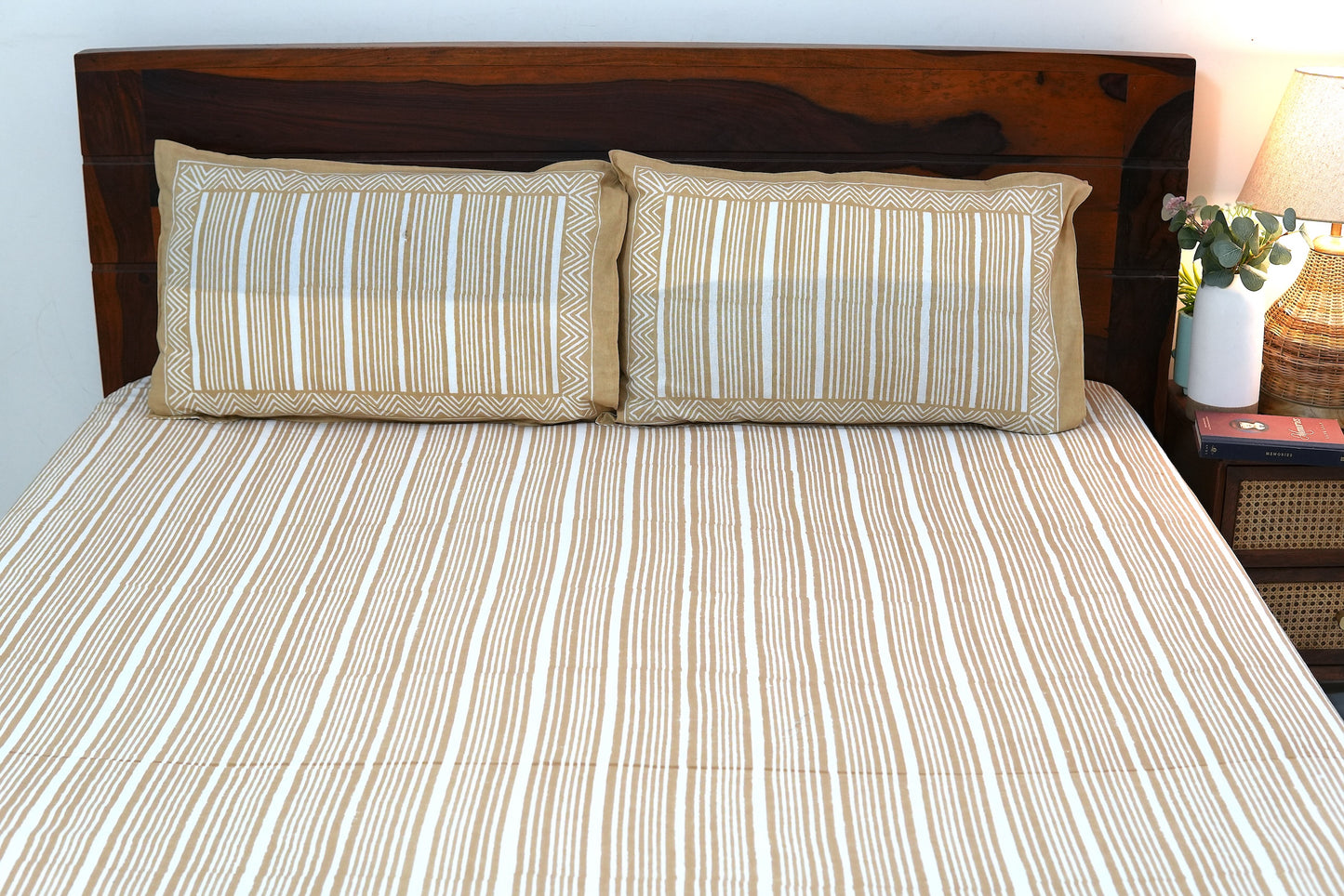 Beige stripes - Pure cotton King / Queen size double bedsheet