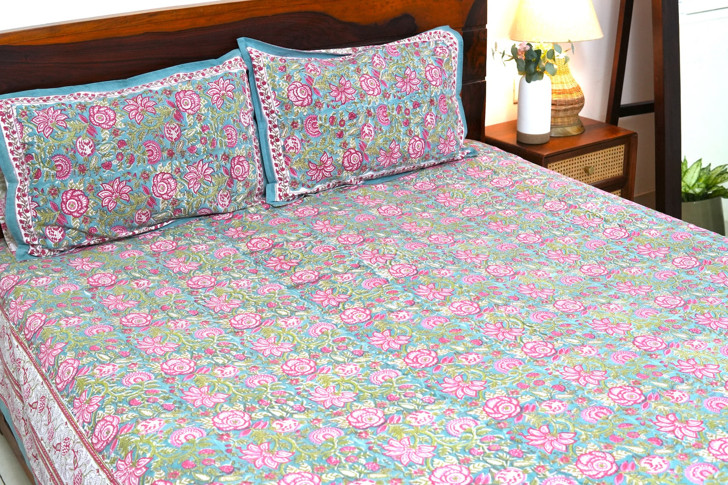 Turquoise royals handblock printed pure mulmul dohar with cotton bedsheet - 4 pieces bedding set (King / Queen Size)
