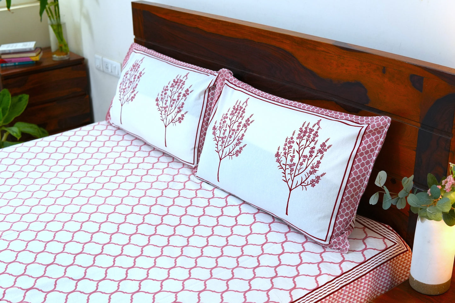 Cherry red jharokha - Pure cotton King / Queen size double bedsheet