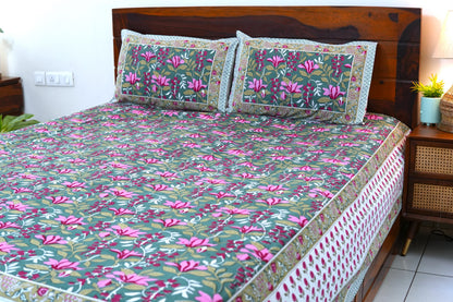 Dense forest with buti border - Pure cotton King / Queen size double bedsheet