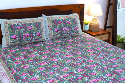 Dense forest with buti border - Pure cotton King / Queen size double bedsheet