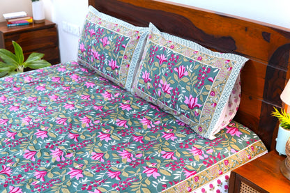 Dense forest with buti border - Pure cotton King / Queen size double bedsheet