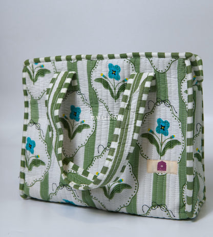 Lunch bag with zipper closure - Green stripes on white with blue florals