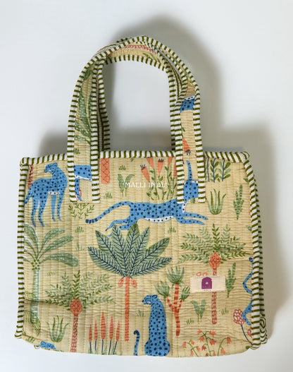 Lunch bag with zipper closure - Tropical jungle on beige