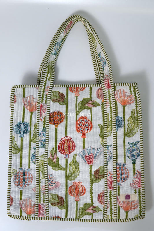 Travel tote bag with zipper closure - Pomegranate garden