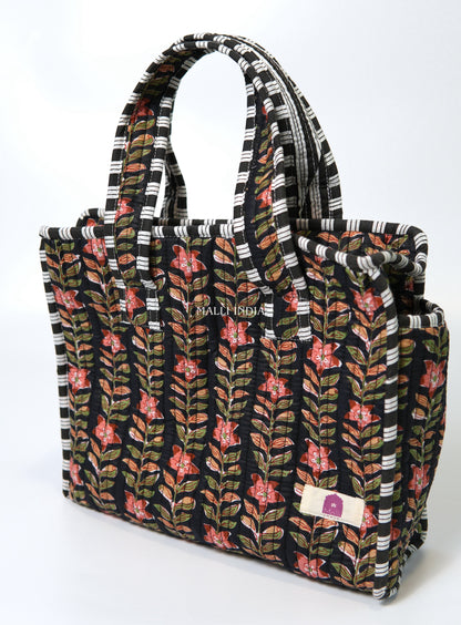 Lunch bag with zipper closure - Midnight gardens