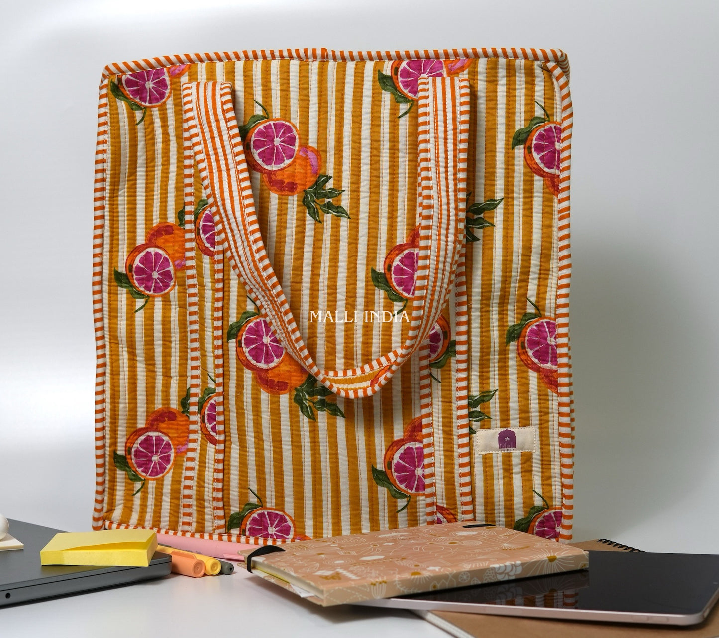 Travel tote bag with zipper closure - Red oranges on yellow stripes