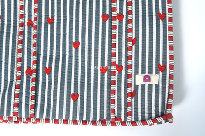 Travel tote bag with zipper closure - Mini hearts on grey stripes