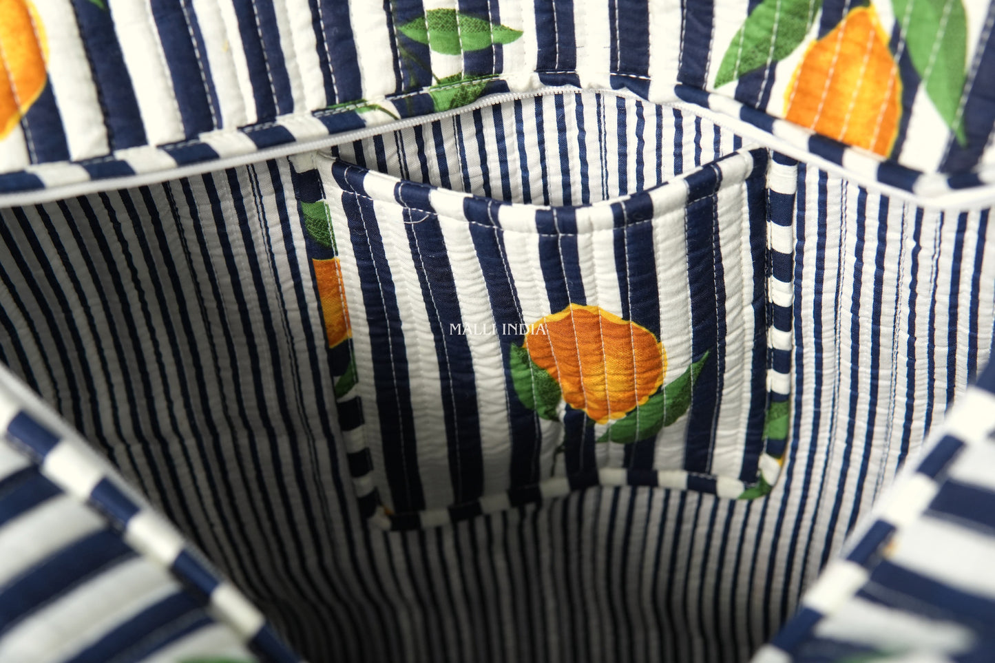 Travel tote bag with zipper closure - Lemons on dark blue stripes