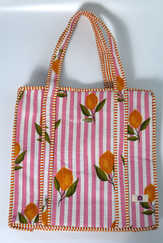 Travel tote bag with zipper closure - Lemons on pink stripes