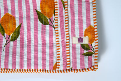 Travel tote bag with zipper closure - Lemons on pink stripes