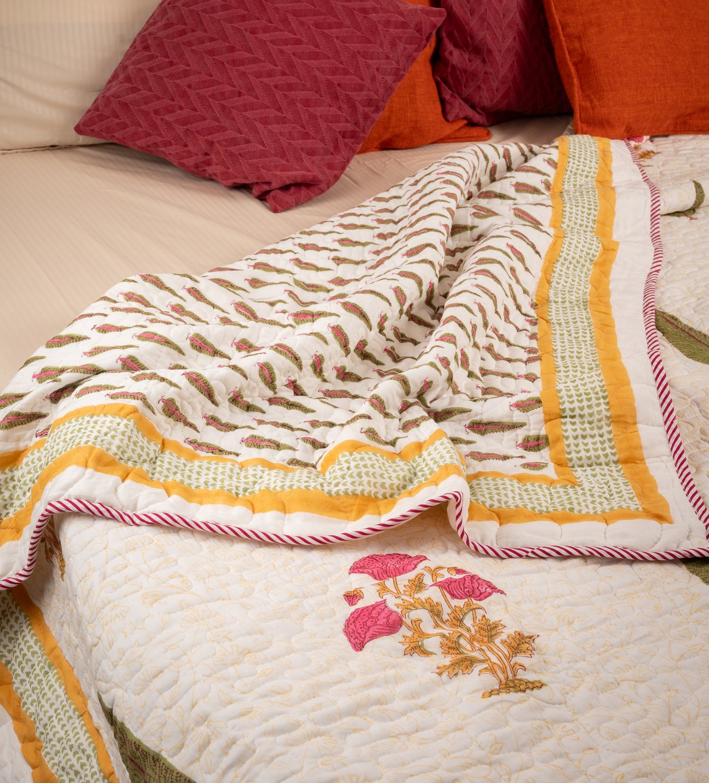 White shalimar - Handblock printed pure mulmul cotton reversible quilt