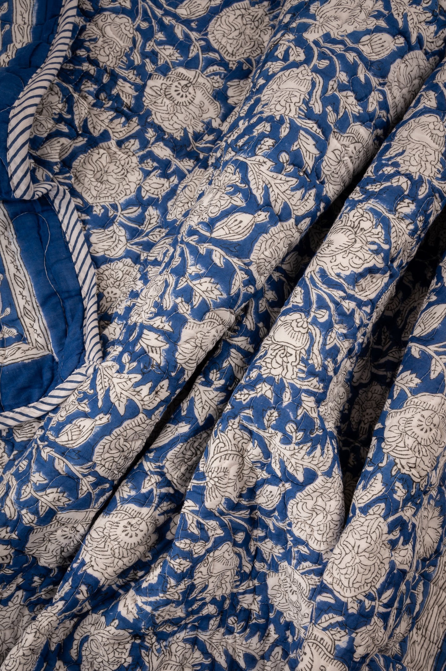 White crysanthemums on blue - Handblock printed pure mulmul cotton reversible quilt