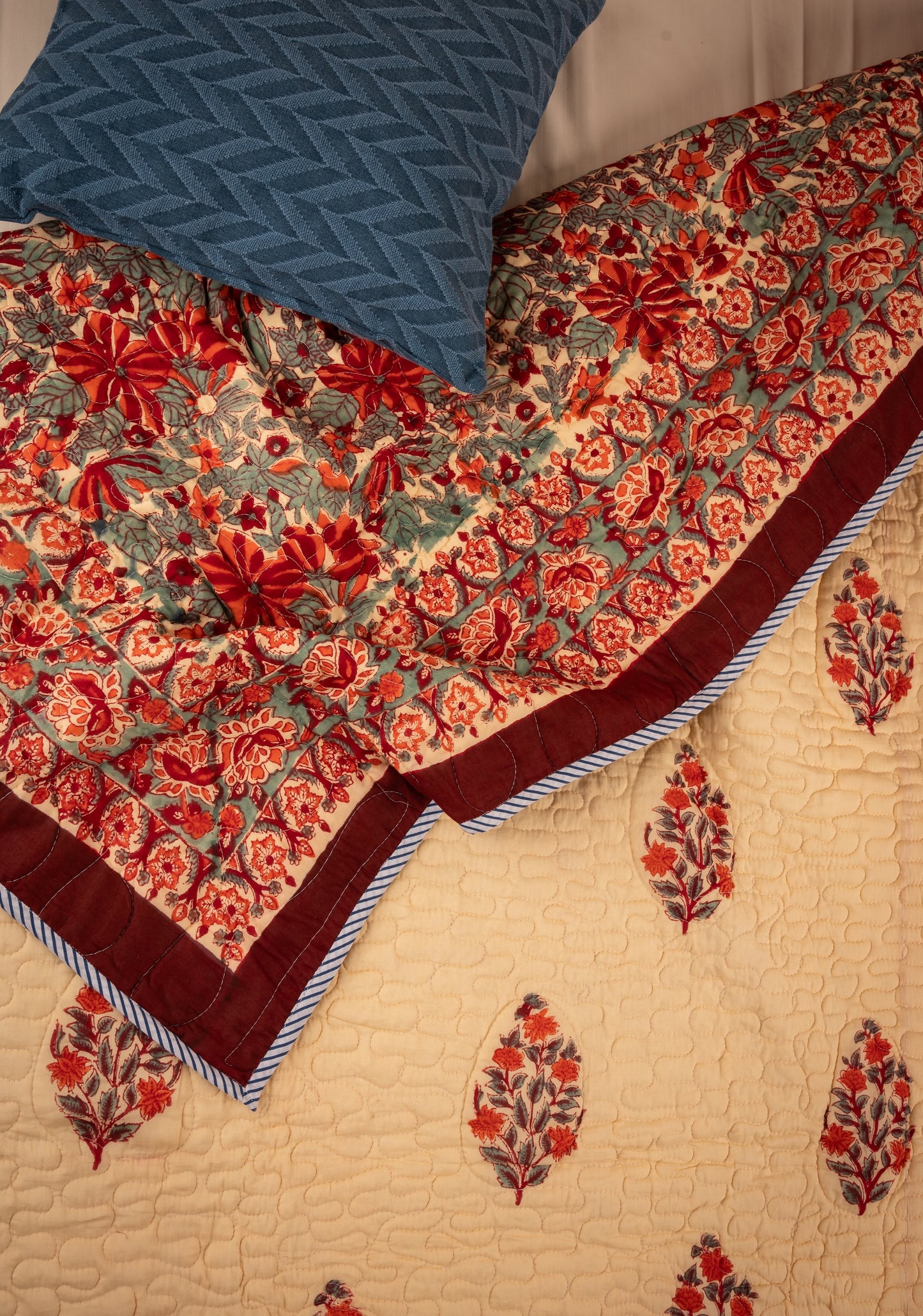 Royal mughal motifs on beige - Handblock printed pure mulmul cotton reversible quilt