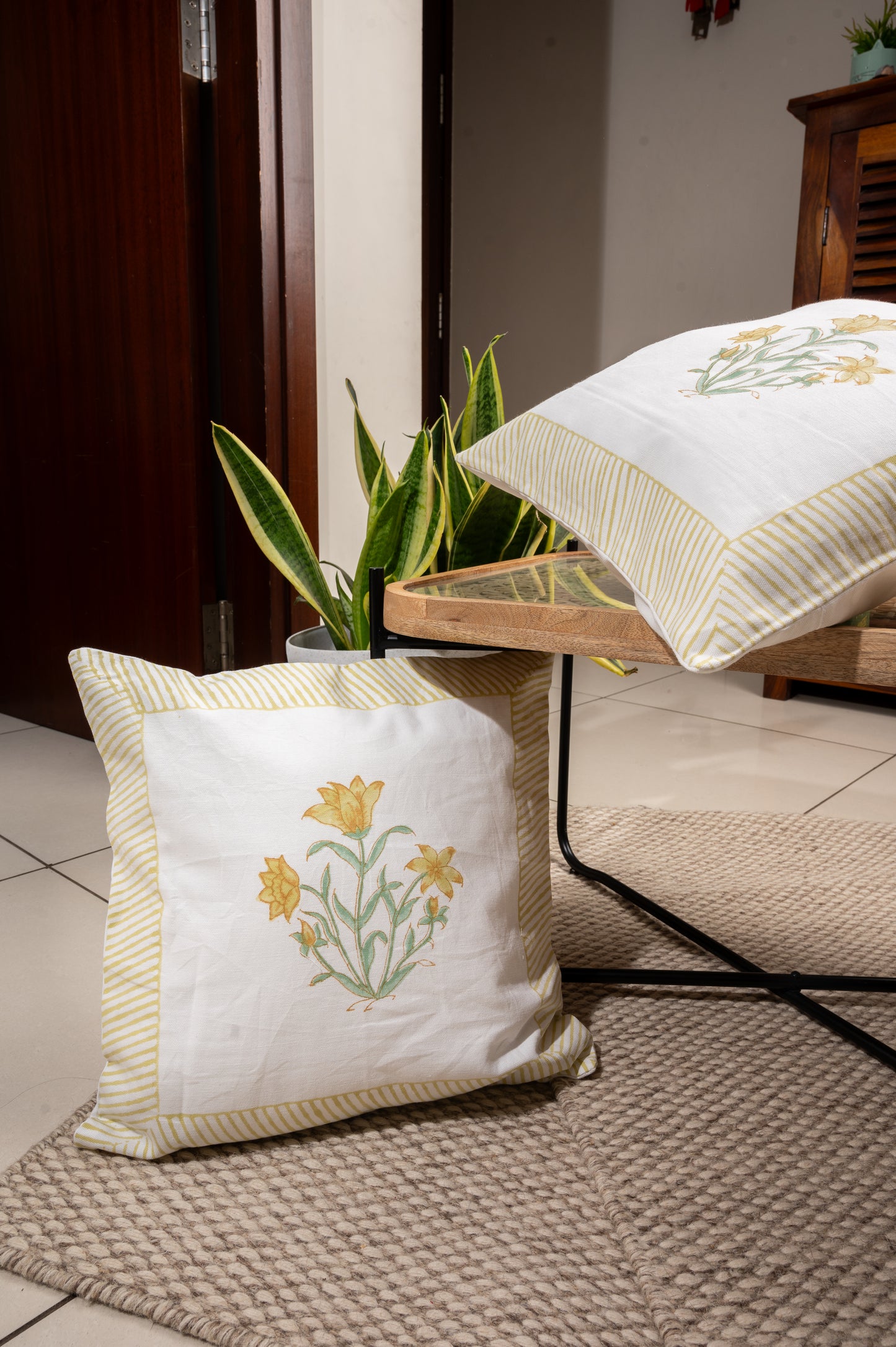 Yellow tulips - Cushion cover in handblock print