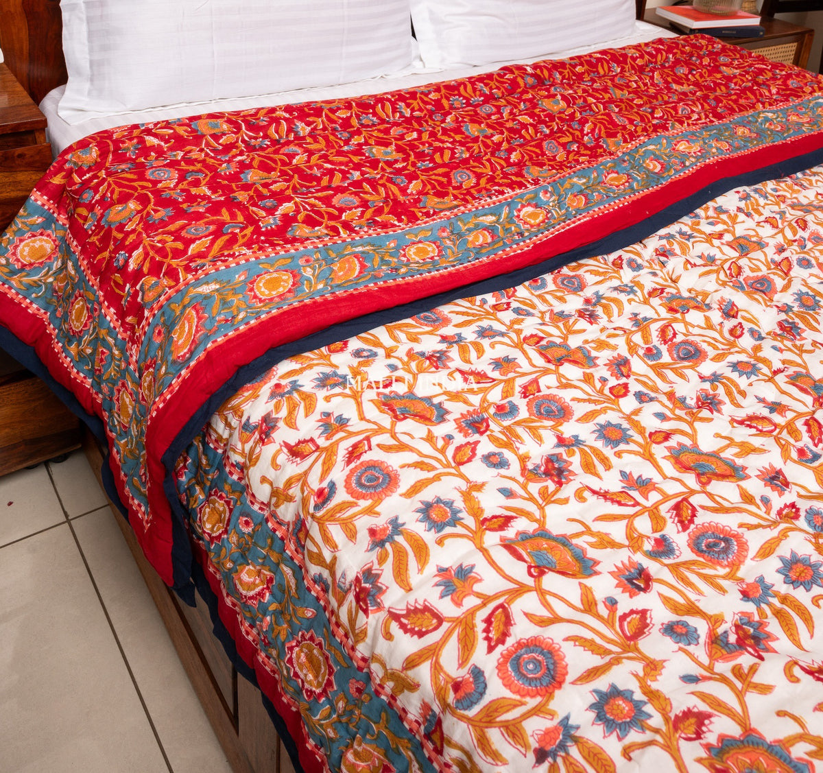 Red blooming gardens - Handblock printed pure mulmul cotton reversible quilt / Jaipuri rajai
