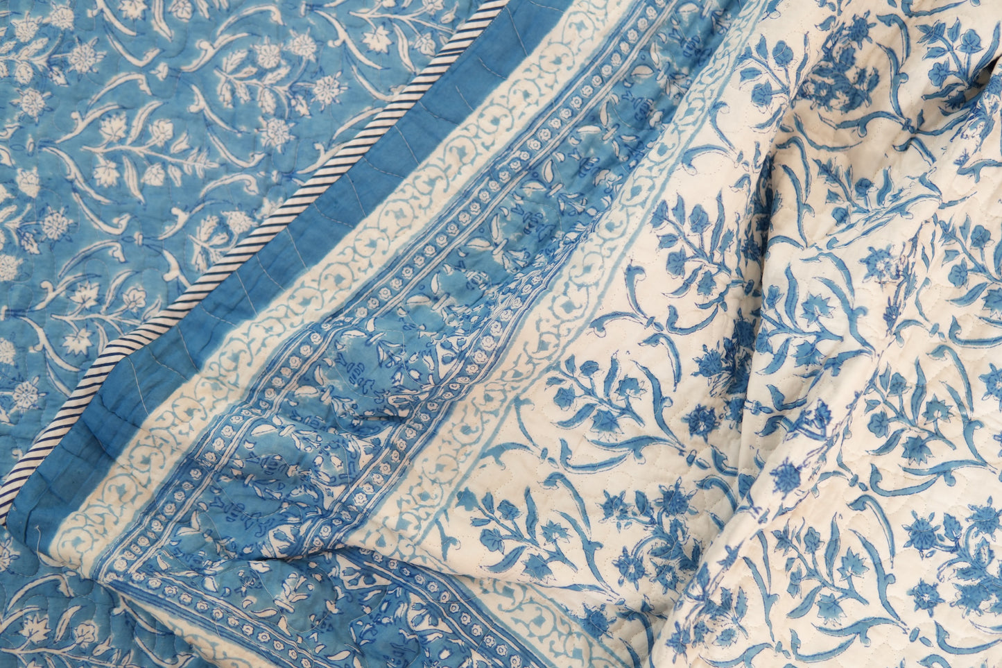 Sky blooms - Handblock printed pure mulmul cotton reversible comforter