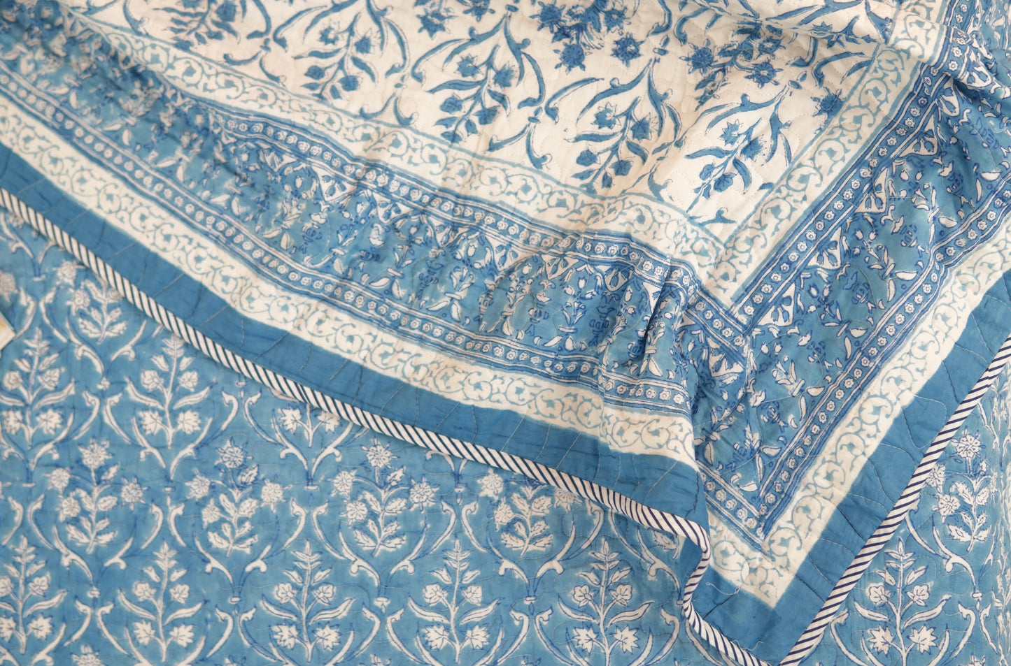 Sky blooms - Handblock printed pure mulmul cotton reversible comforter